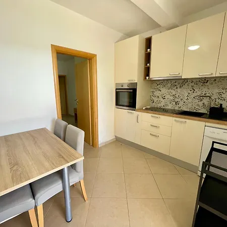 Guest house Donatela Valun