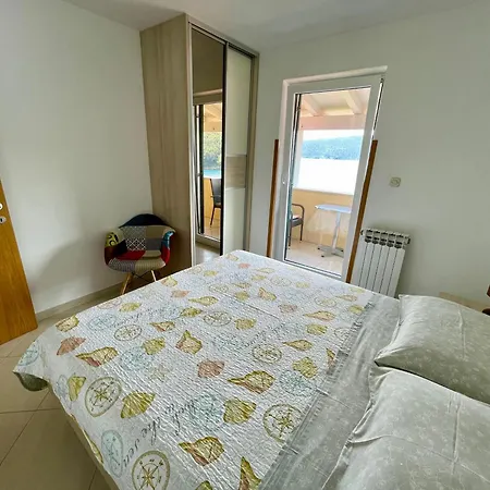 Guest house Donatela Valun