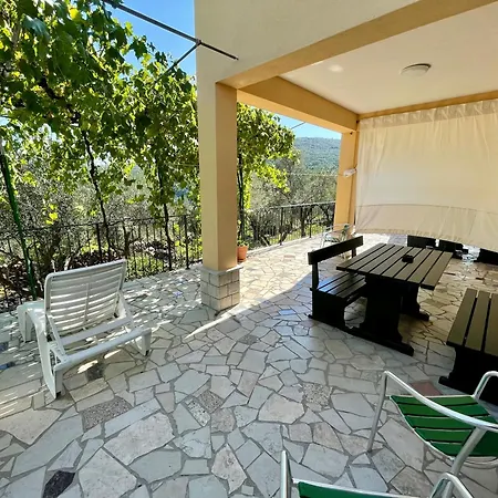 Donatela Guest house Valun