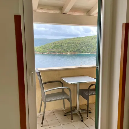 Guest house Donatela Valun