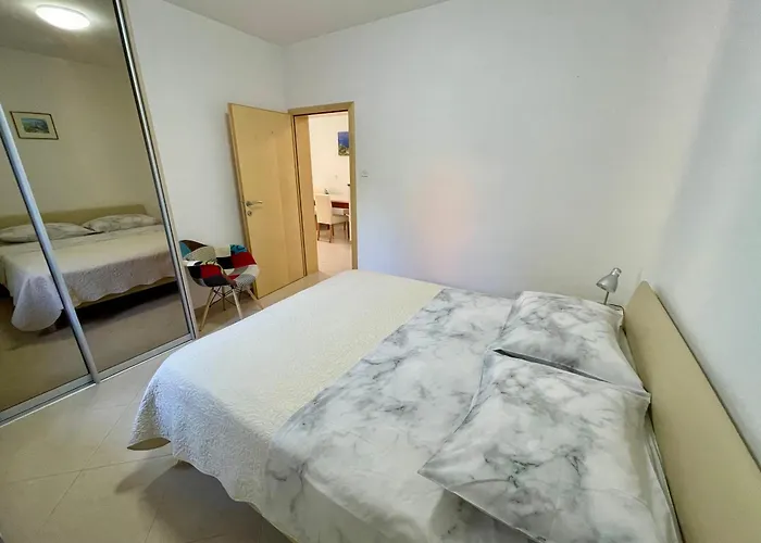 Donatela Pensionat Valun